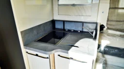 ELNAGH T-LOFT 582 lleno