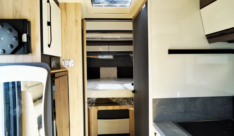 ELNAGH T-LOFT 582 lleno