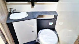 ELNAGH T-LOFT 582 lleno