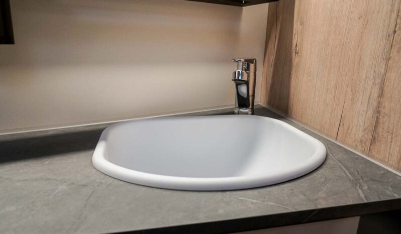 ELNAGH T-LOFT 530 lleno