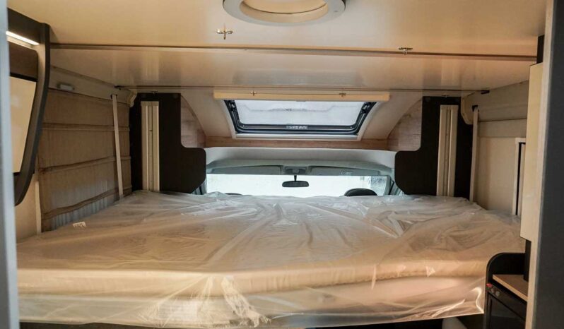 ELNAGH T-LOFT 530 lleno