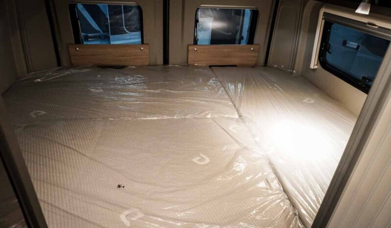 Camper Dethleffs Globetrail Fiat 600DR lleno