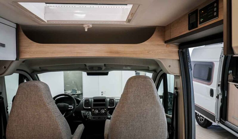 Camper Dethleffs Globetrail Fiat 600DR lleno