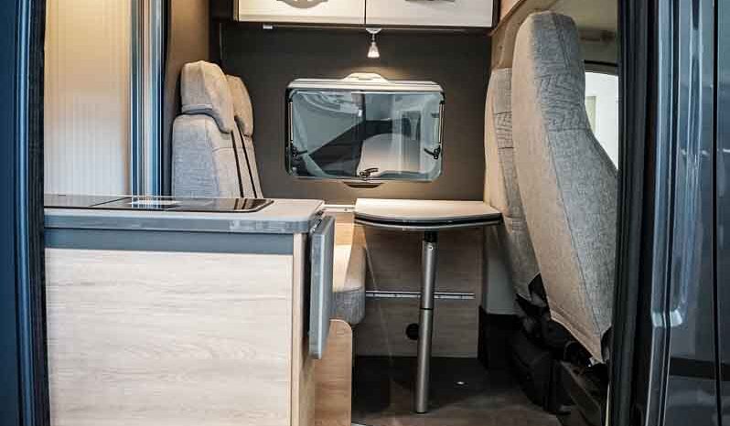 Camper Dethleffs Globetrail Fiat 600DR lleno