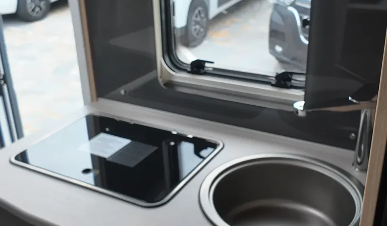 Dethleffs Globebus I1 lleno