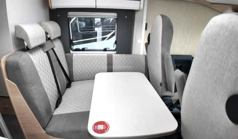 Dethleffs Globebus I1 lleno