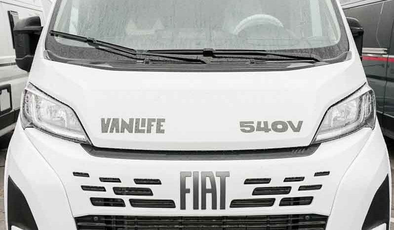 SUNLIGHT VAN LIFE 540V  ADVENTURE EDITION lleno