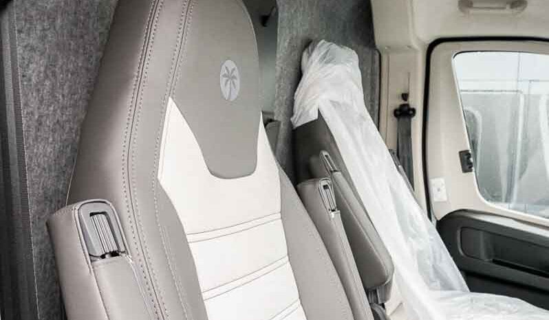 SUNLIGHT VAN LIFE 540V  ADVENTURE EDITION lleno