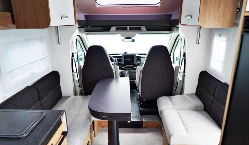 Challenger 318 Graphite Edition lleno