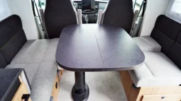 Challenger 318 Graphite Edition lleno